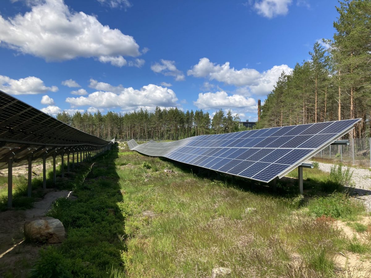 Aurinkopuisto aurinkovoimala